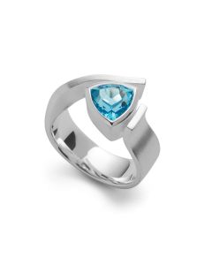 Bastian Damenring mit Triangel Blautopas 46960
